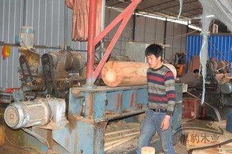 建筑木模板生产设备-刨板机