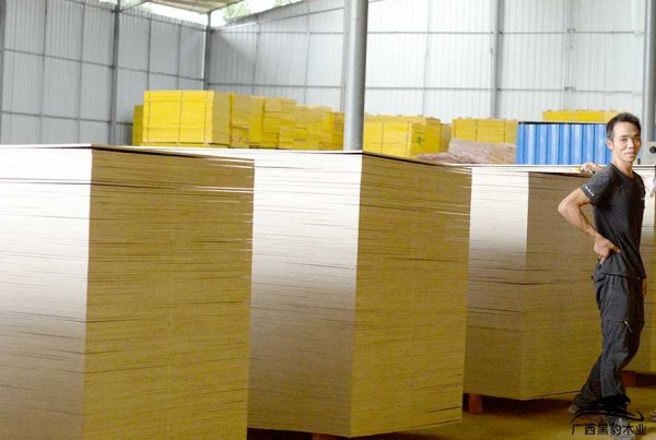 建筑木模板价格-1830-915mm柳州建筑模板报价表